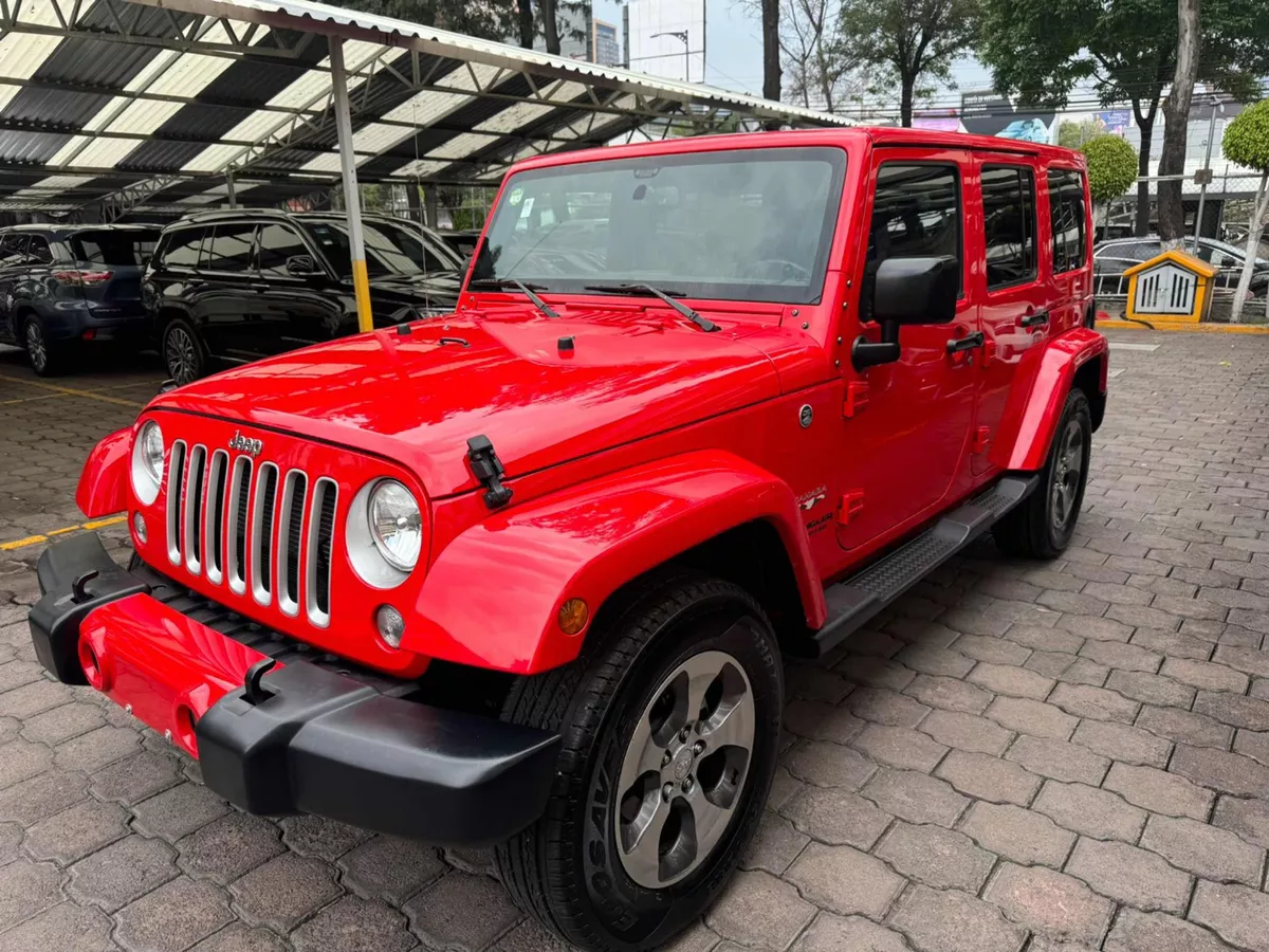 Jeep Wrangler 3.6 Unlimited Sahara 2016 4x4 At
